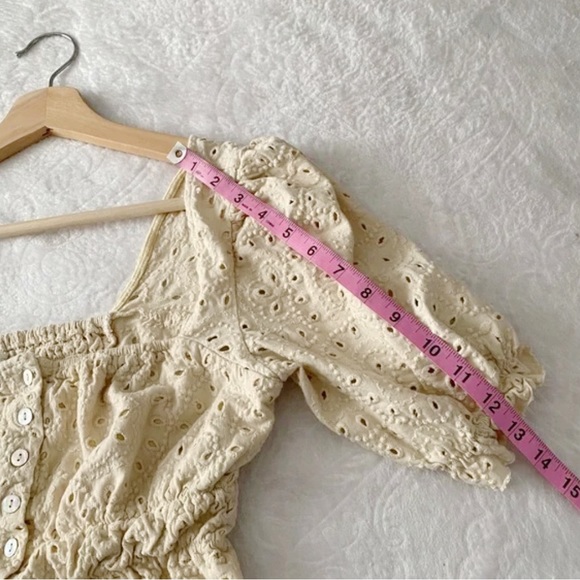 Urban Outfitters Eyelet Lace Cropped Button Down Top - Picture 6 of 11